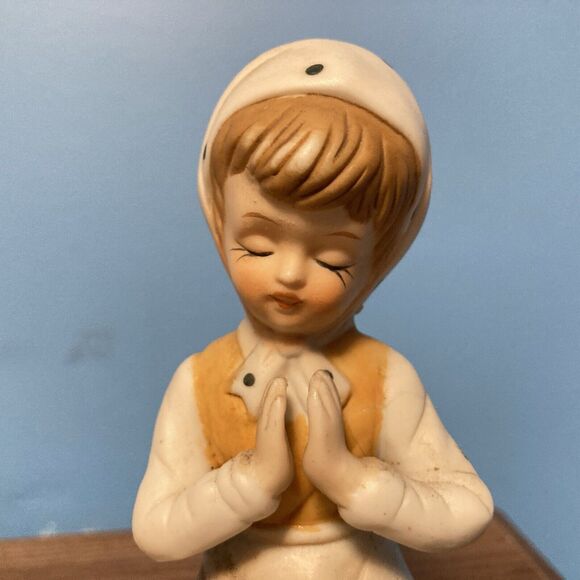 Ceramic statue Girl Kneeling to Praying. Vintage Mexico 5.5” Tall - Picture 2 of 6